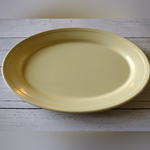 Dallas Ware Melamine‎ Yellow Plate - Picture 4 of 4